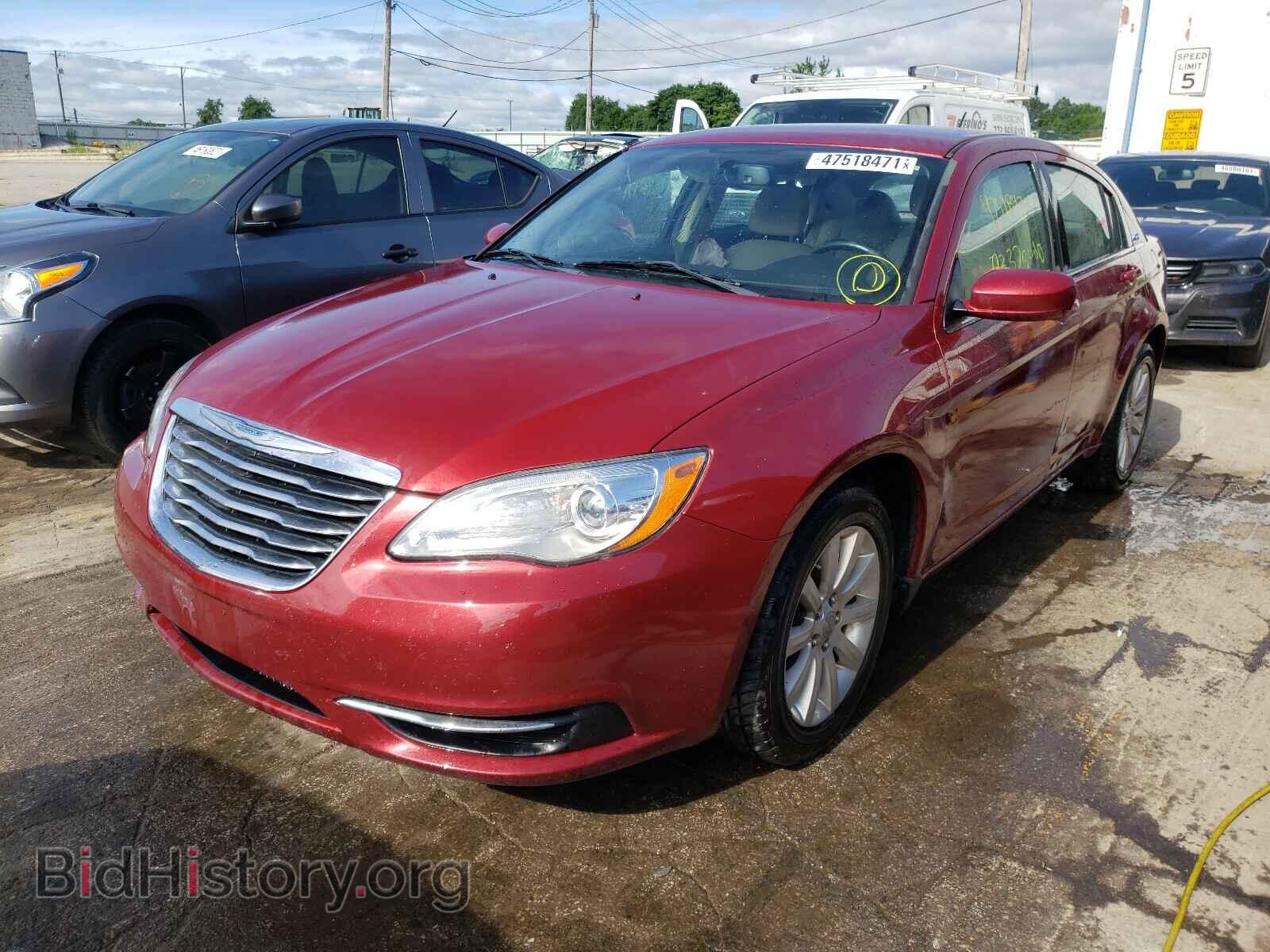 2013 CHRYSLER 200 - VIN: 1C3CCBBB6DN512650 - Фото 2