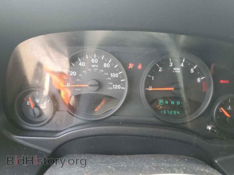 2012 Jeep COMPASS (VIN 1C4NJCEA5CD666502) — photo 9 of 13