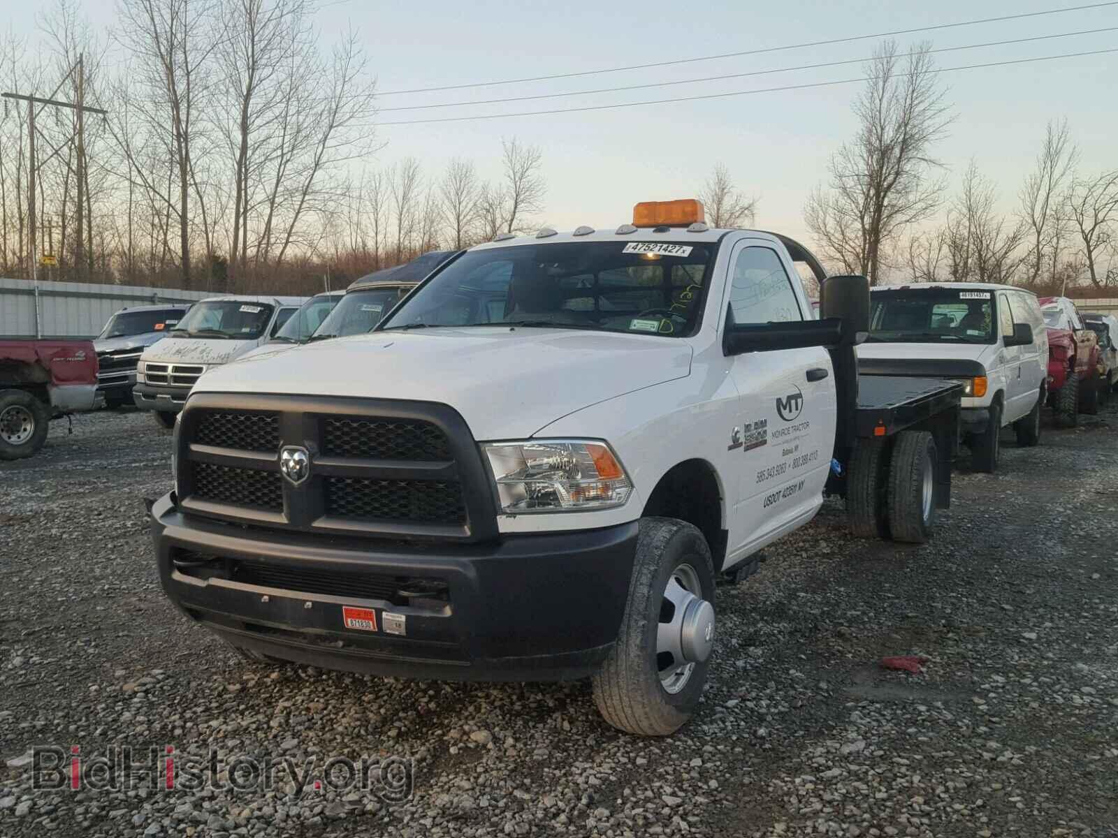 2016 RAM 3500 - VIN: 3C7WRTBL3GG290980 - Photo 2