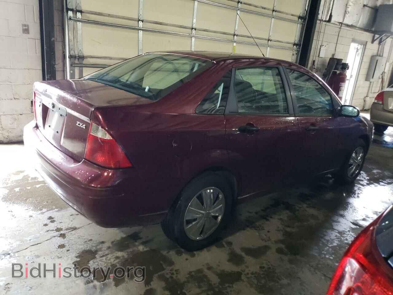 2006 FORD FOCUS - VIN: 1FAFP34N26W156923 - Фото 3