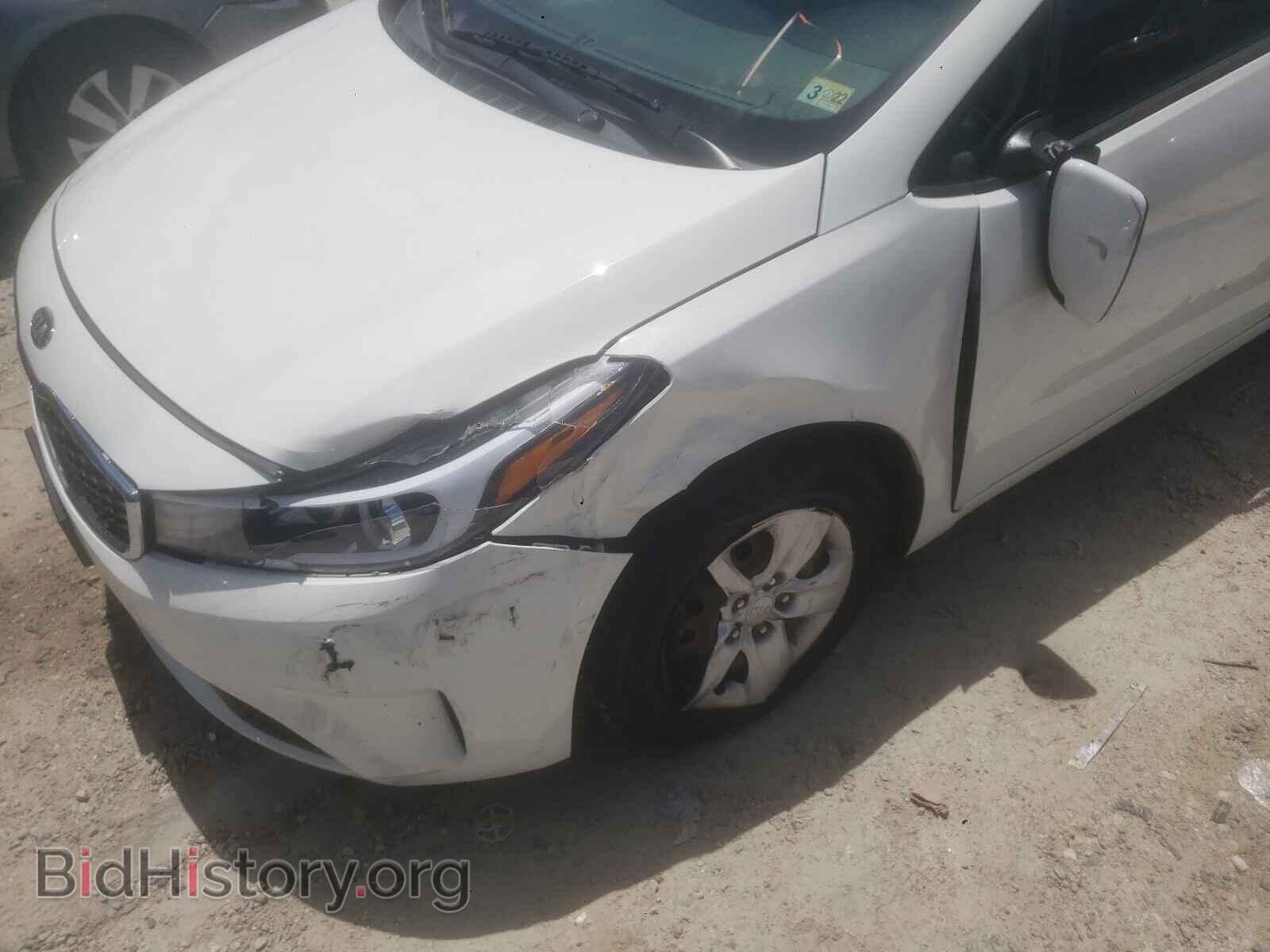 2017 KIA FORTE - VIN: 3KPFK4A70HE043621 - Фото 9
