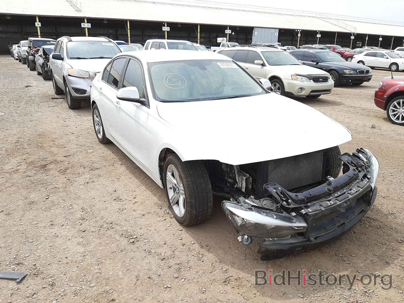 Photo WBA3B1G58ENS80739 - BMW 3 SERIES 2014