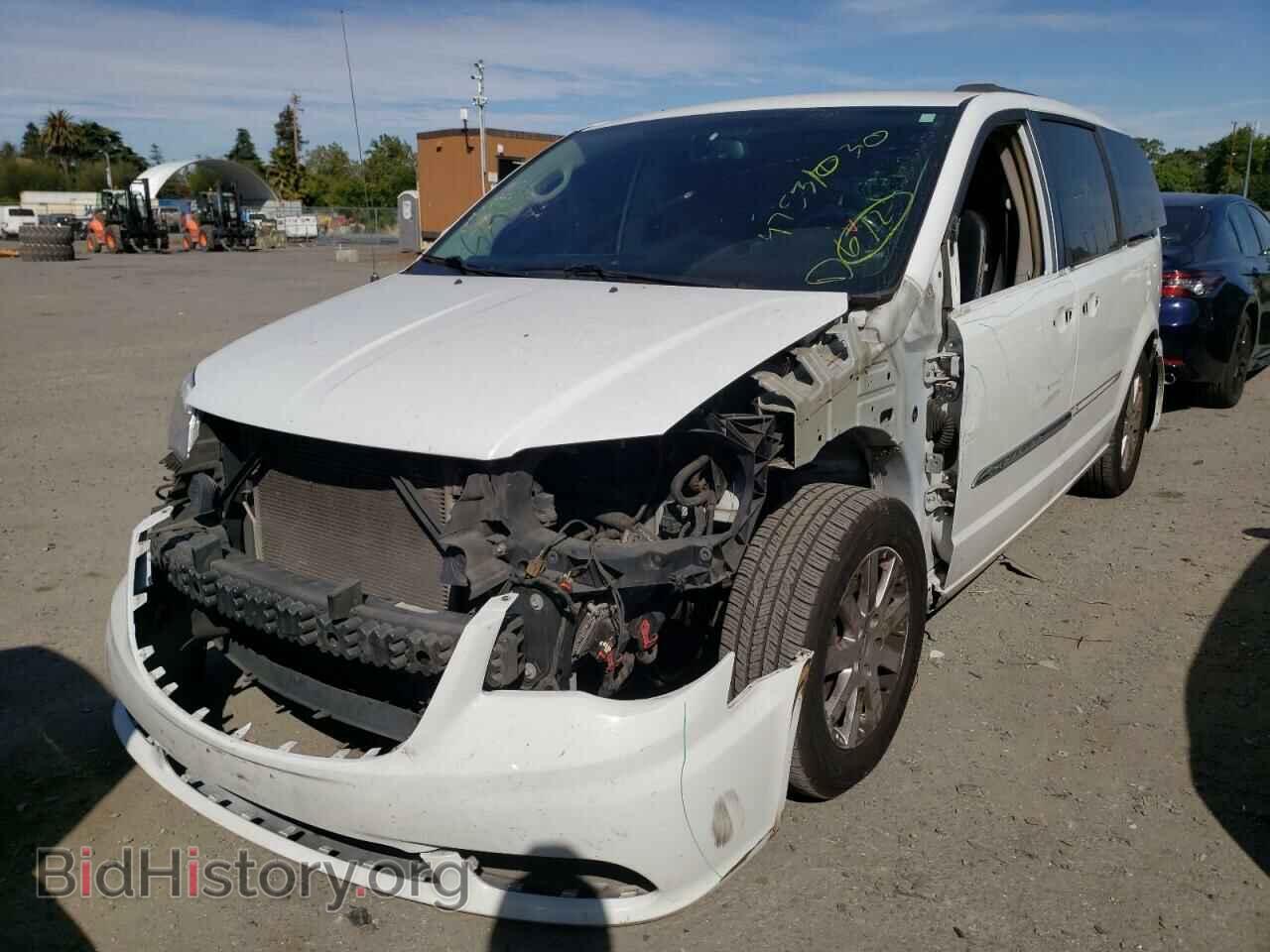 2014 CHRYSLER MINIVAN - VIN: 2C4RC1BG8ER386811 - Фото 2