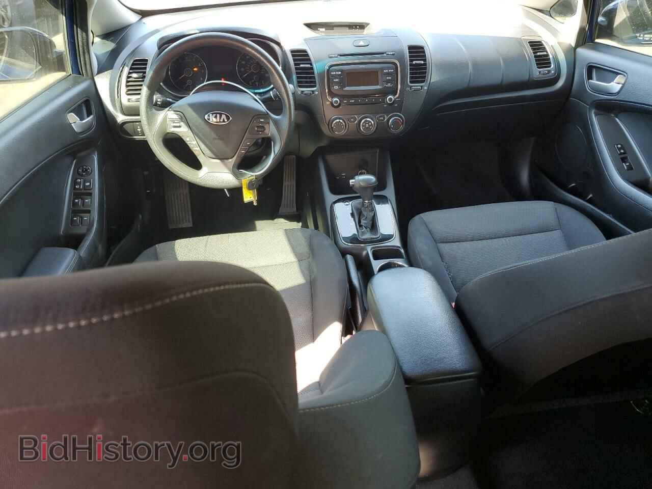 2017 KIA FORTE - VIN: 3KPFK4A79HE084863 - Фото 8