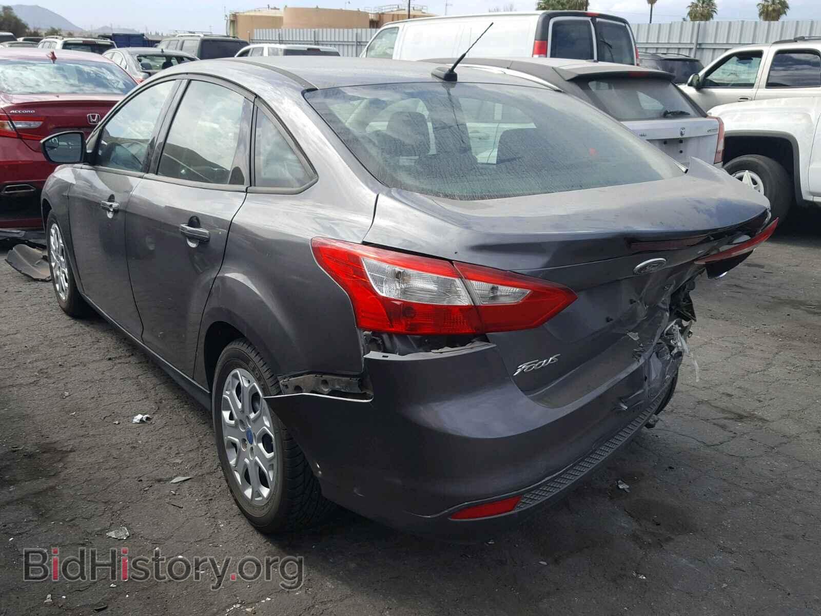 2012 Ford FOCUS (VIN 1FAHP3F20CL115070) — фото 3 из 10