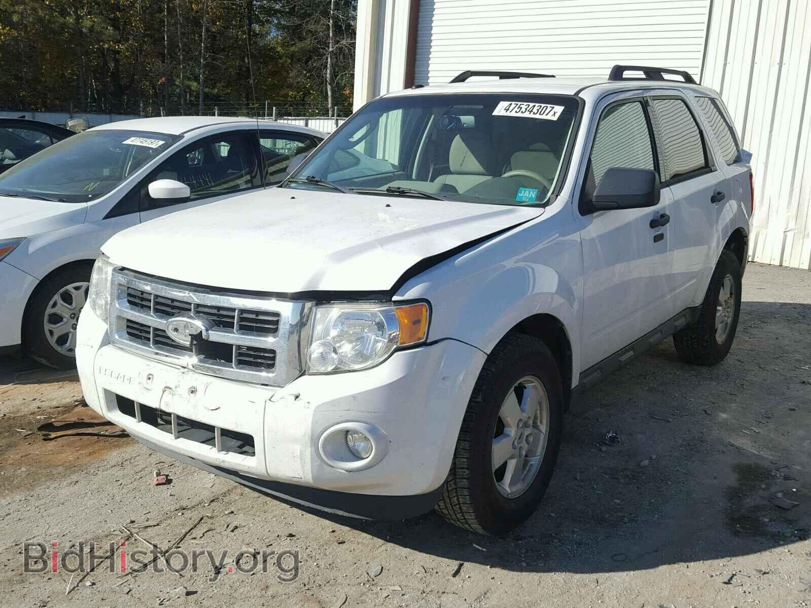 2011 FORD ESCAPE - VIN: 1FMCU9D75BKC11193 - Фото 2
