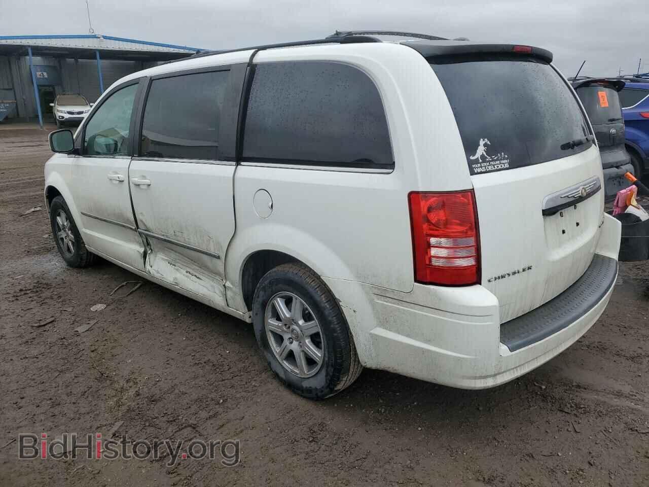 2009 CHRYSLER MINIVAN - VIN: 2A8HR54119R548254 - Фото 2