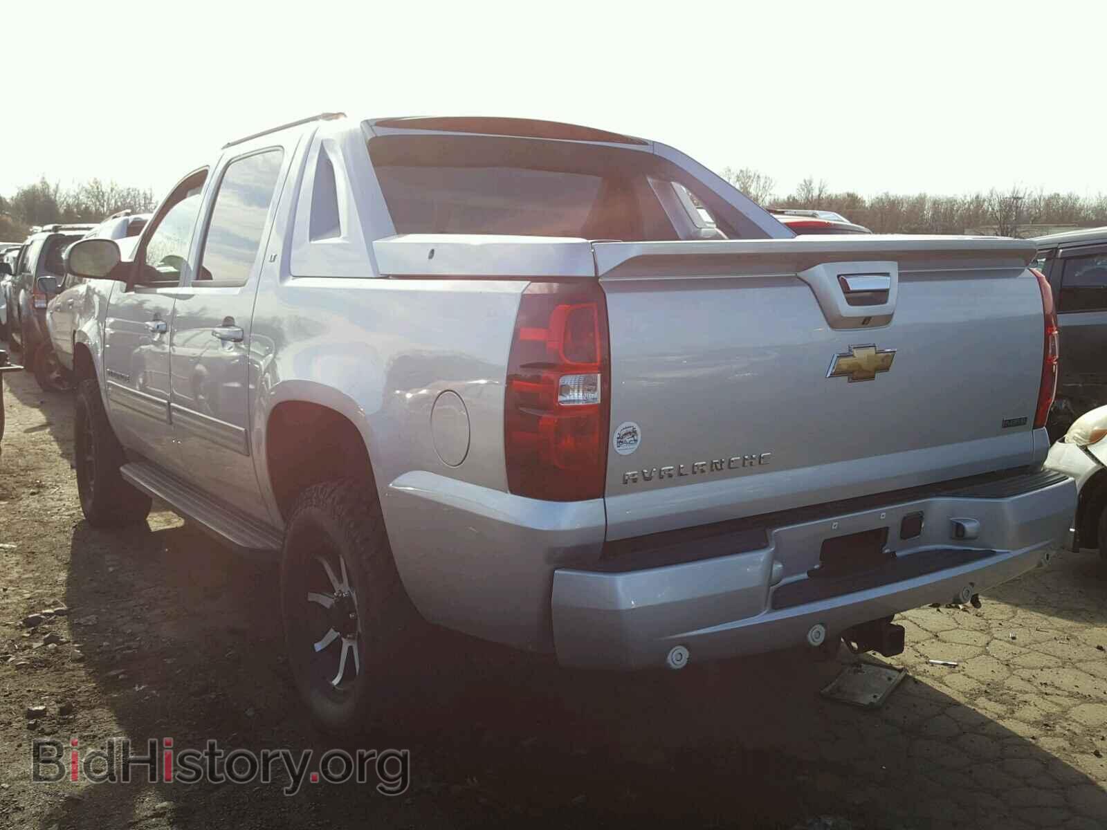 2011 CHEVROLET AVALANCHE - VIN: 3GNTKFE38BG169430 - Фото 3