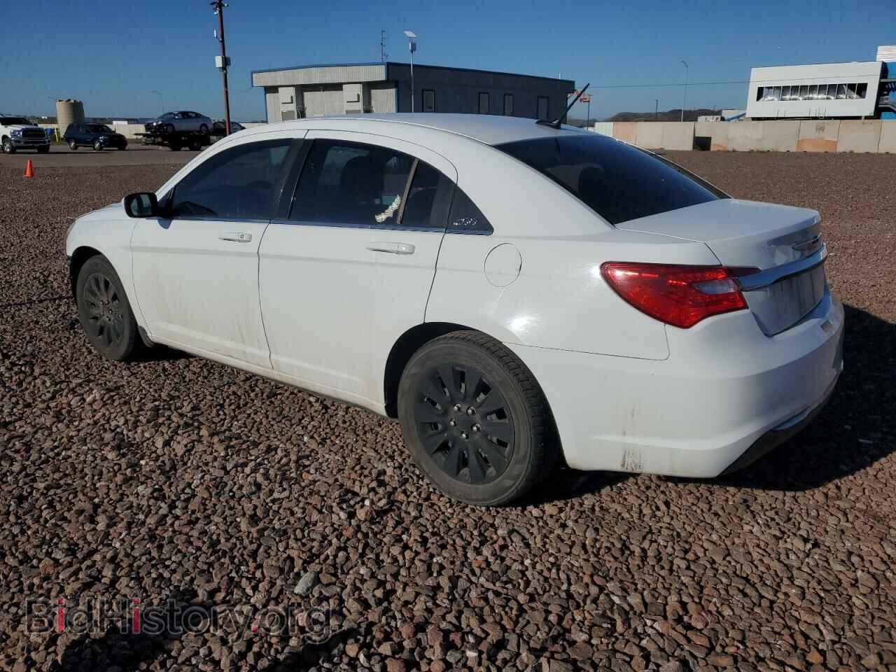 2014 CHRYSLER 200 - VIN: 1C3CCBAB7EN237258 - Фото 2