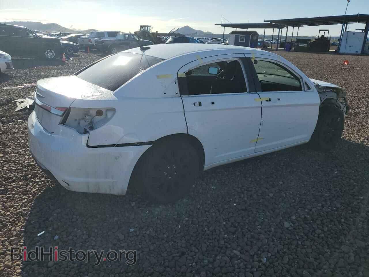 2014 CHRYSLER 200 - VIN: 1C3CCBAB7EN237258 - Фото 3