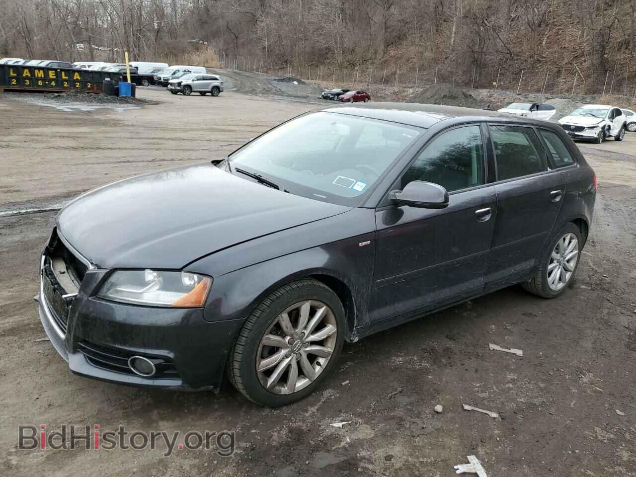 Photo WAUBEAFM8BA024356 - AUDI A3 2011