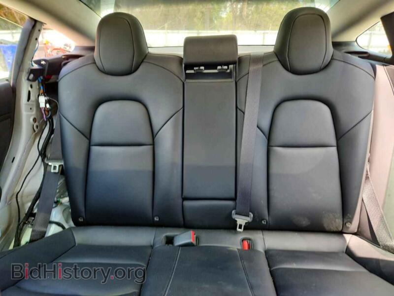 2019 Tesla MODEL 3 (VIN 5YJ3E1EA8KF412144) — фото 10 из 16