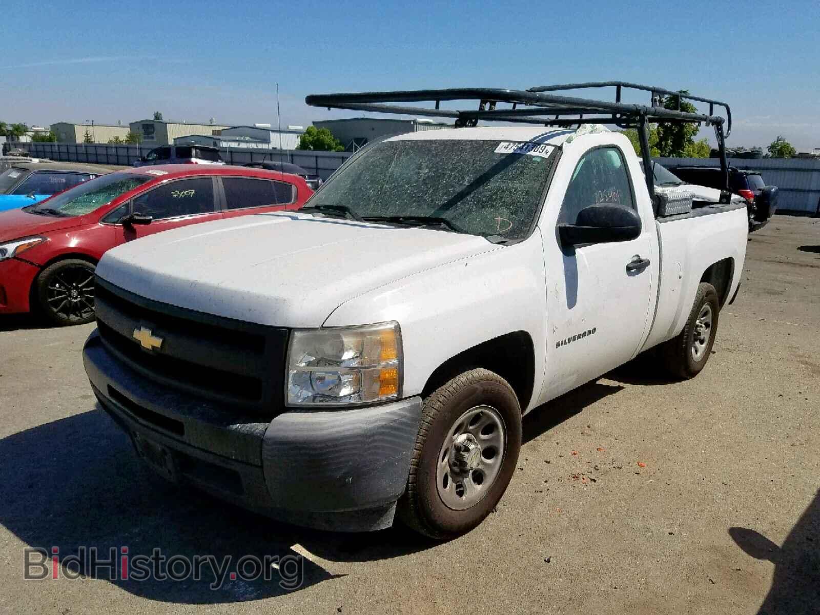 2010 CHEVROLET SILVERADO - VIN: 1GCPCPEX4AZ214247 - Фото 2