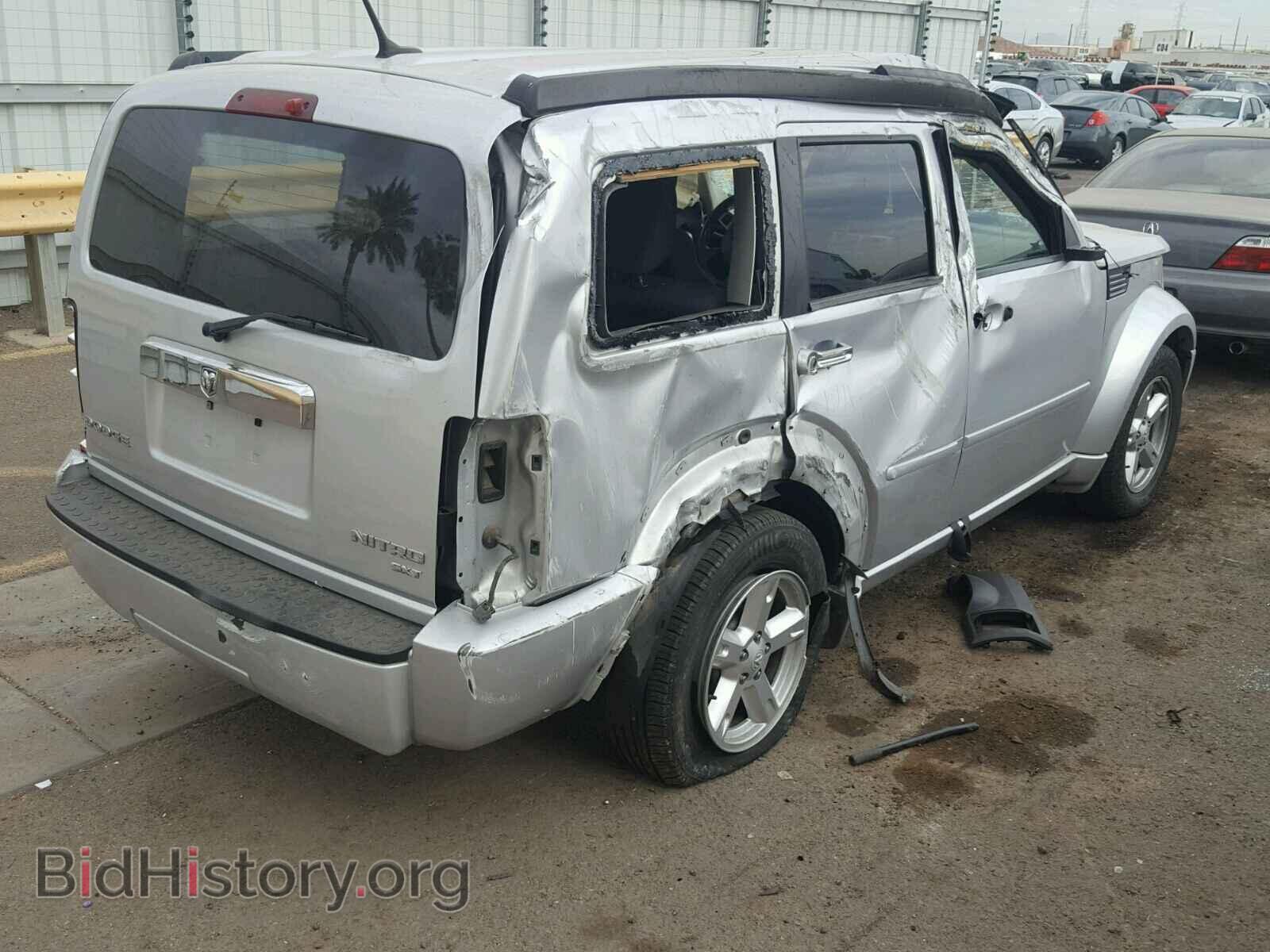2011 DODGE NITRO - VIN: 1D4PT5GK9BW550357 - Photo 4