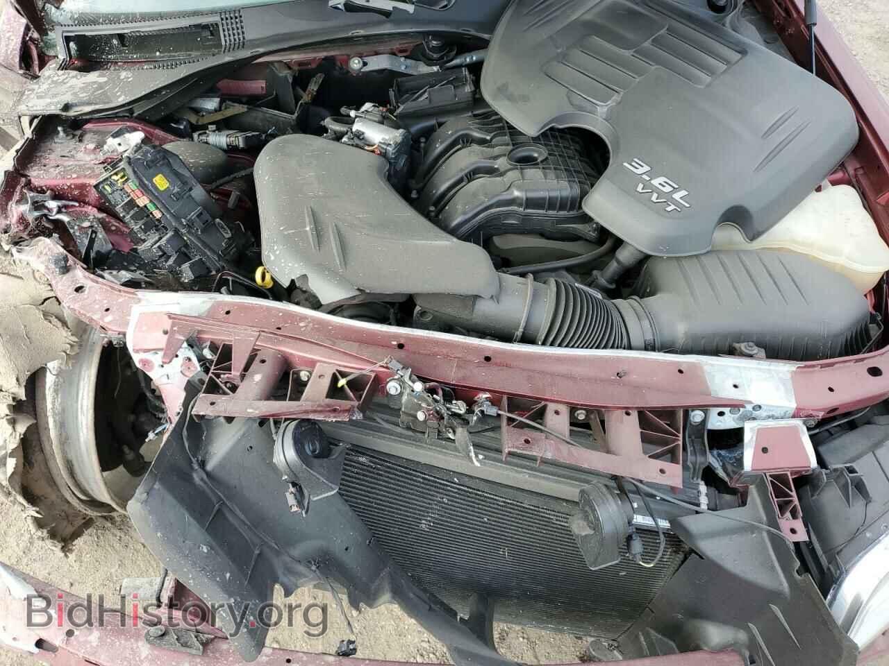 2017 CHRYSLER 300 - VIN: 2C3CCAAGXHH651105 - Фото 12