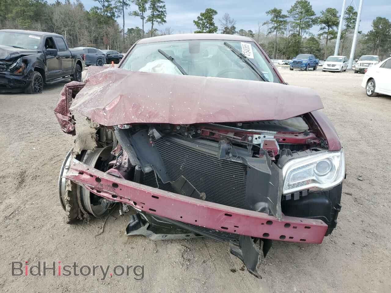 2017 CHRYSLER 300 - VIN: 2C3CCAAGXHH651105 - Фото 5
