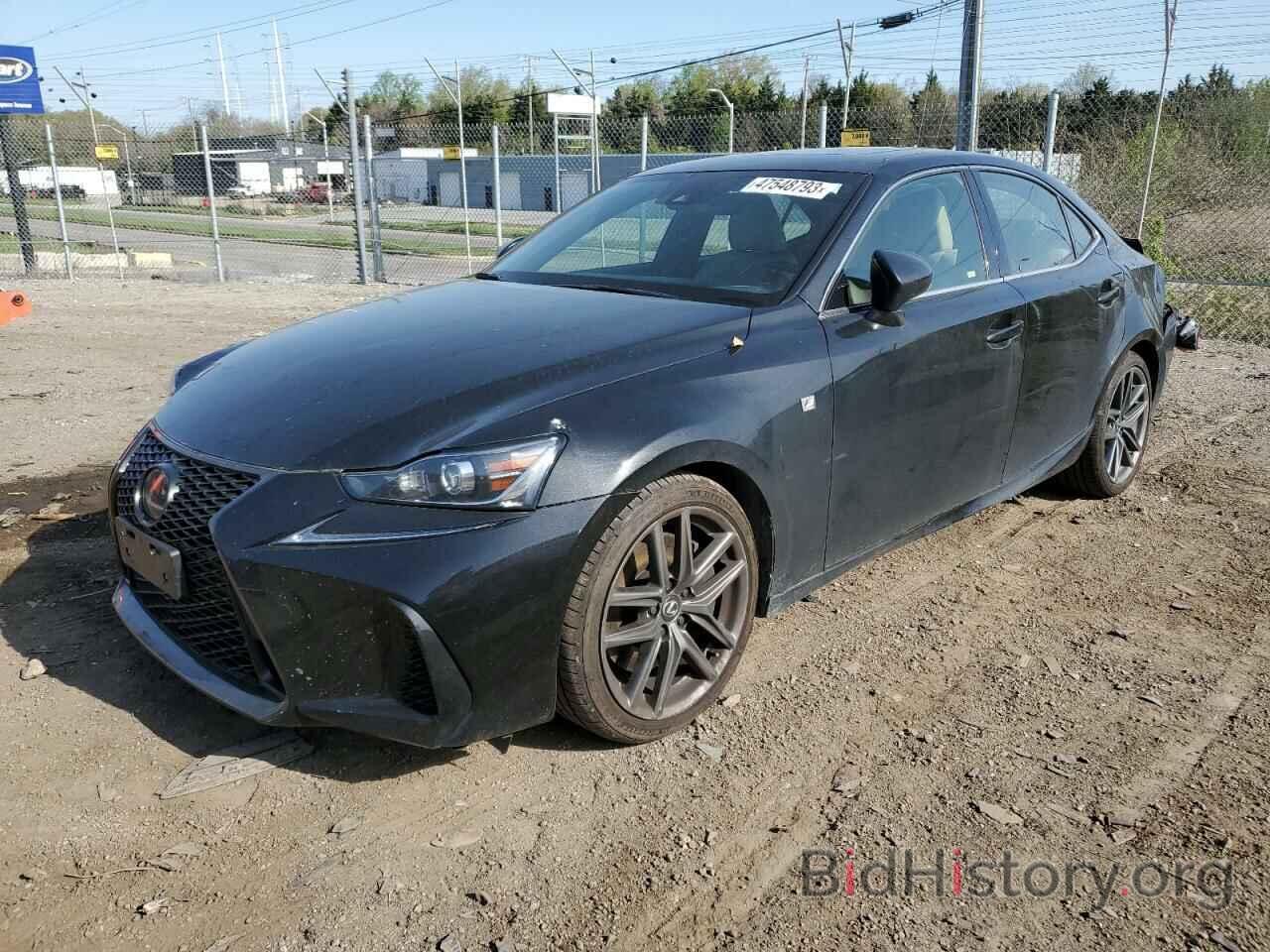 Photo JTHC81D24K5034647 - LEXUS IS 2019