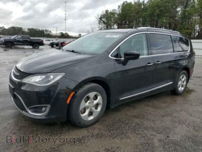 2017 Chrysler PACIFICA Touring L Plus, black — VIN 2C4RC1EG8HR708573, Copart