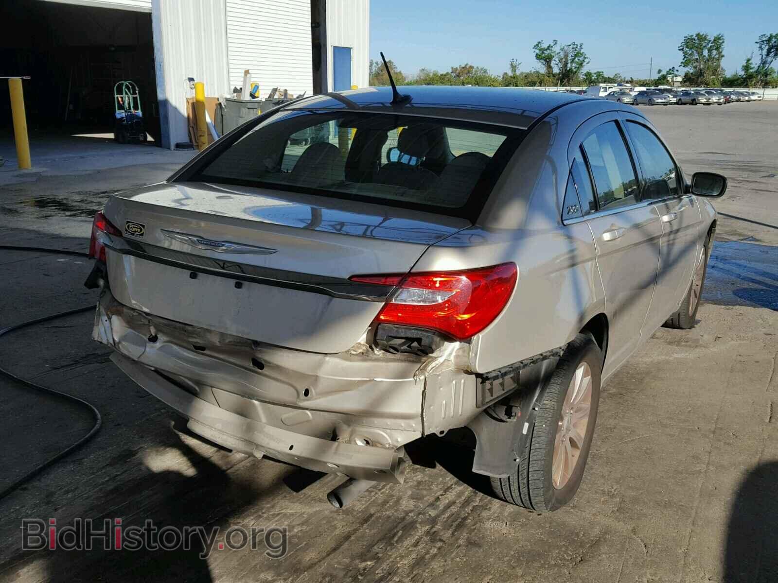2013 CHRYSLER 200 - VIN: 1C3CCBBB8DN765629 - Photo 4