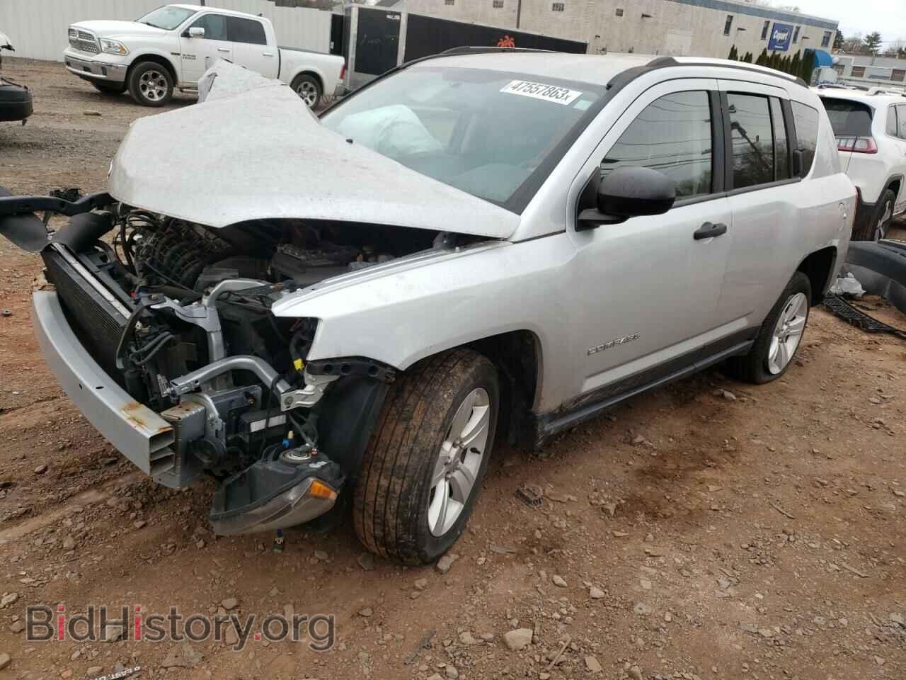 Фотография 1C4NJCBA7ED536180 - JEEP COMPASS 2014