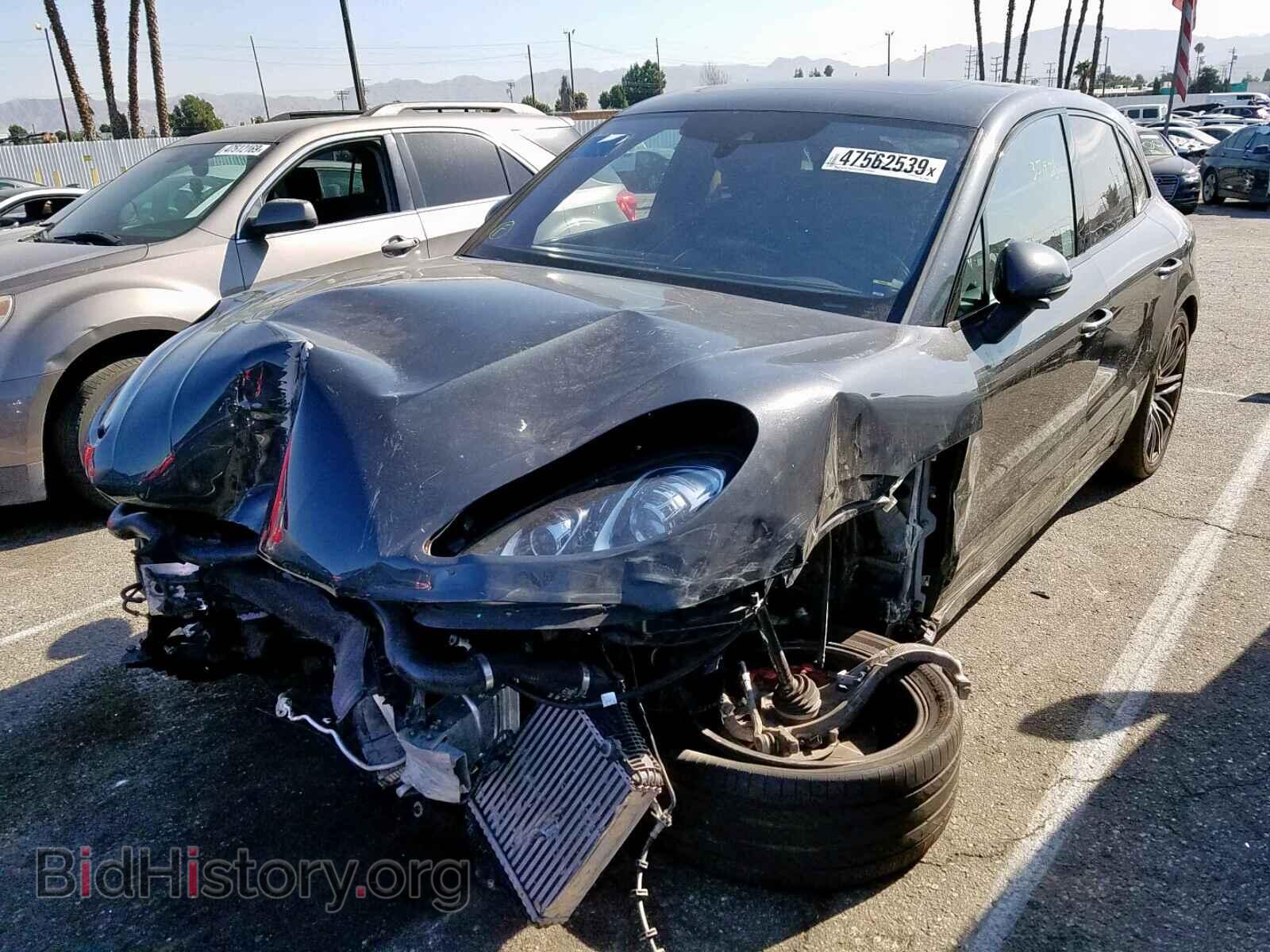 2017 PORSCHE MACAN - VIN: WP1AF2A58HLB60645 - Фото 2