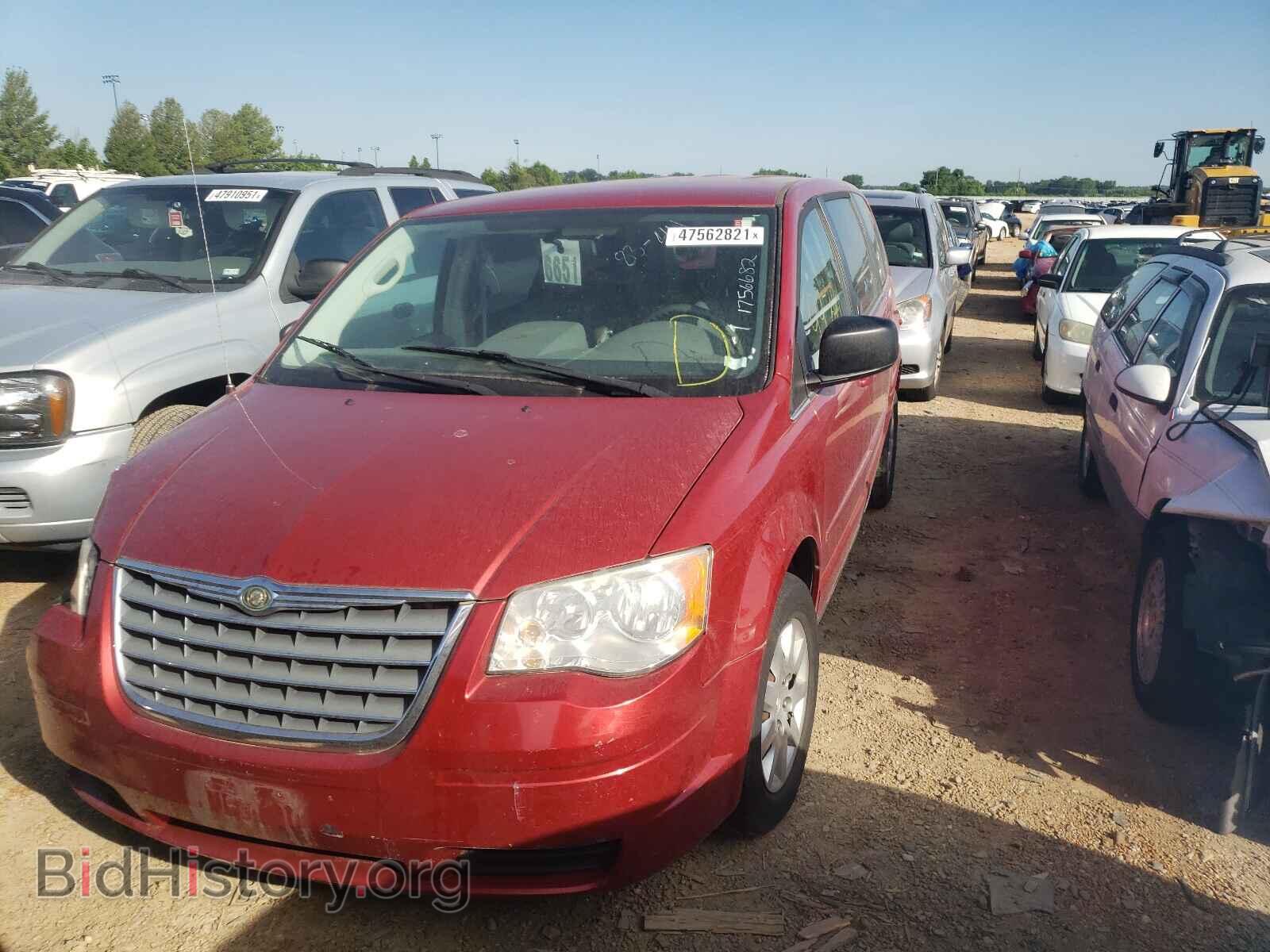 2010 CHRYSLER MINIVAN - VIN: 2A4RR4DEXAR142481 - Photo 2