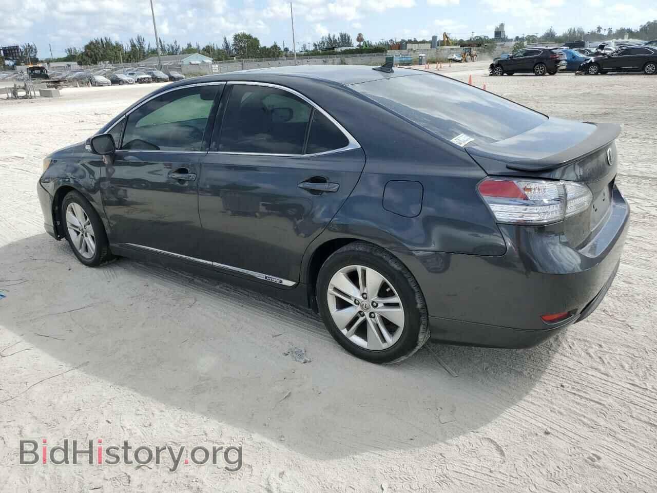 2011 LEXUS HS - VIN: JTHBB1BA4B2043888 - Photo 2