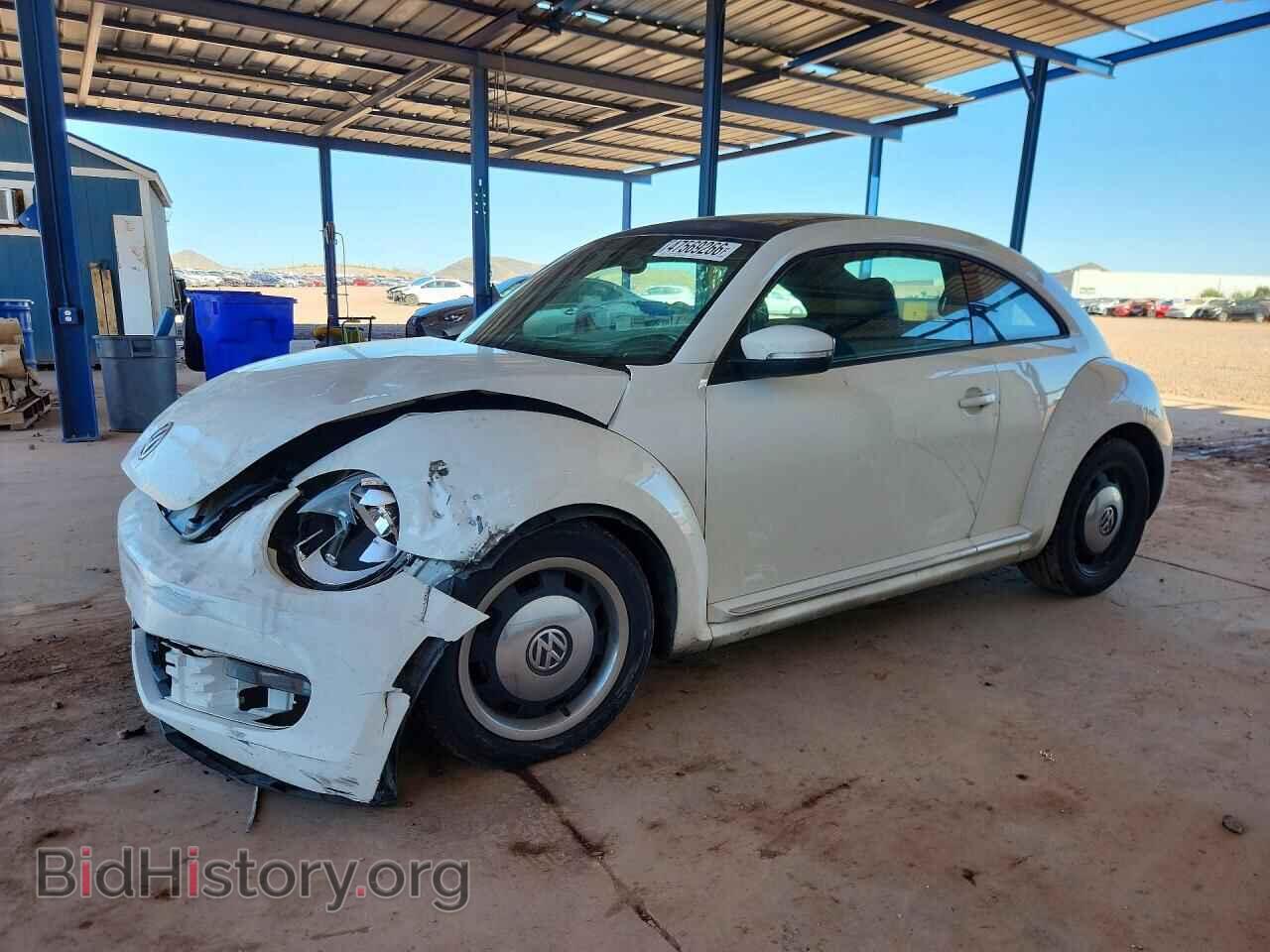 Фотография 3VWJP7AT0DM605475 - VOLKSWAGEN BEETLE 2013