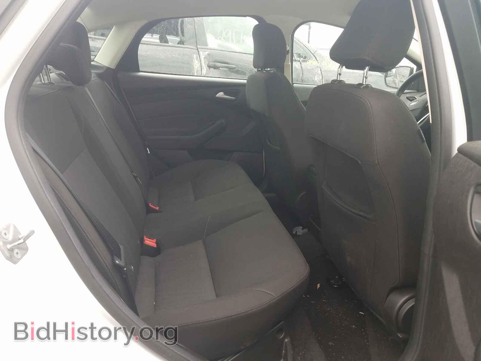 2017 FORD FOCUS - VIN: 1FADP3F26HL271832 - Photo 6