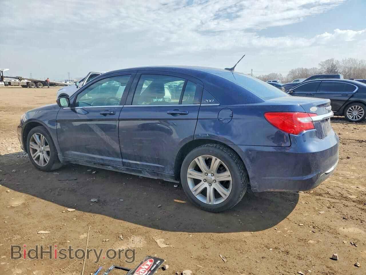2013 CHRYSLER 200 - VIN: 1C3CCBBB6DN542814 - Фото 2