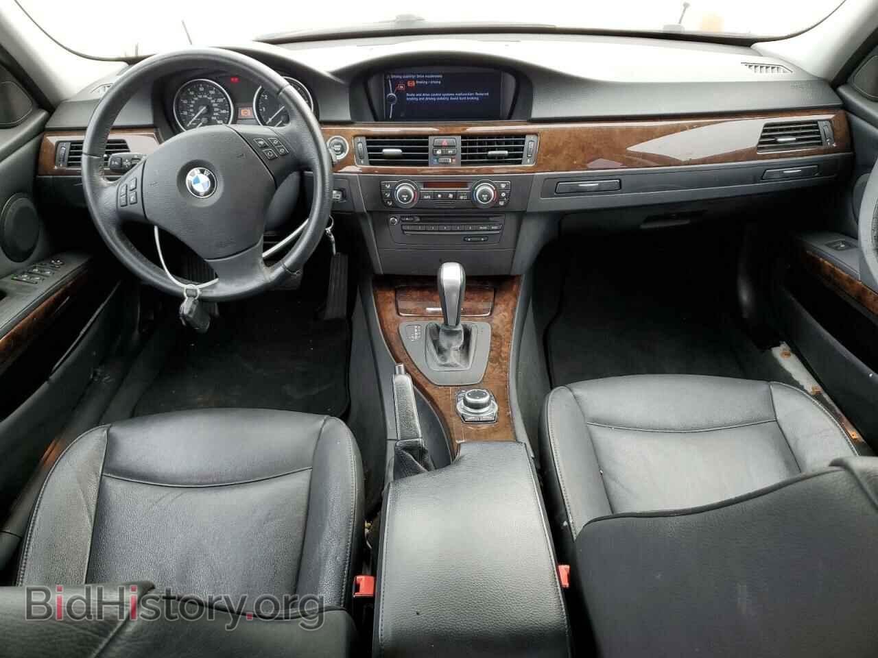 2009 BMW 3 SERIES - VIN: WBAPH53529A437725 - Фото 8