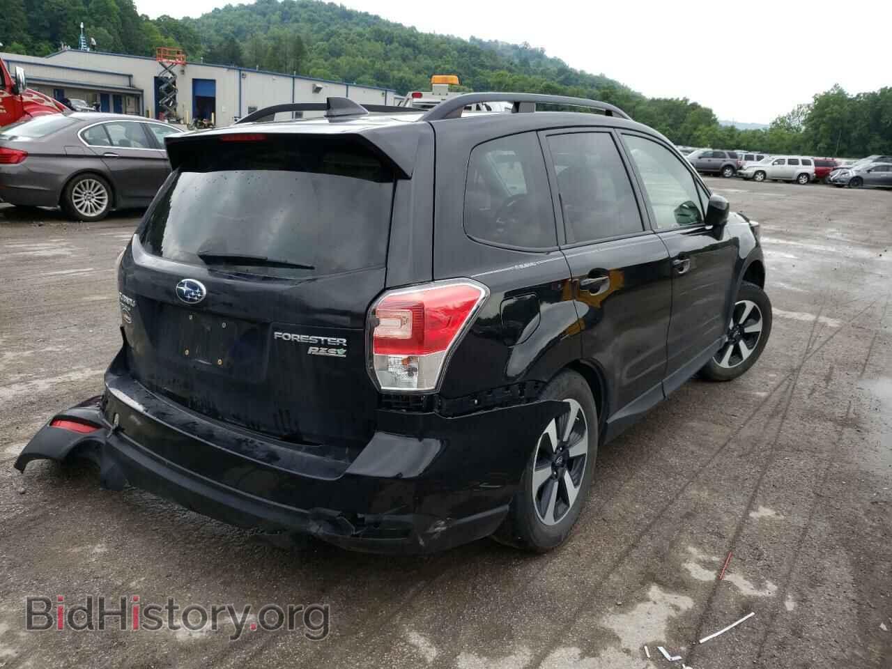 2017 SUBARU FORESTER - VIN: JF2SJAGC8HH554624 - Фото 4