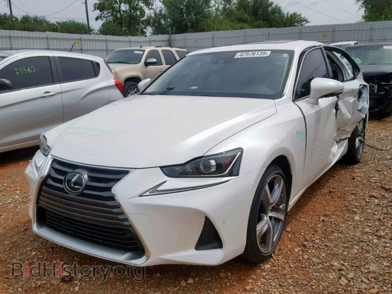 2019 Lexus IS (VIN JTHBA1D28K5092017) — фото 2 из 10