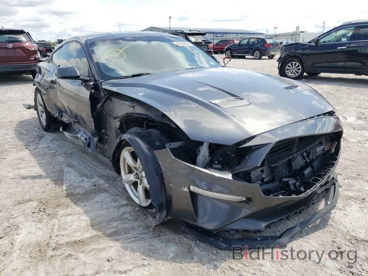 Photo 1FA6P8TH9J5126583 - FORD MUSTANG 2018