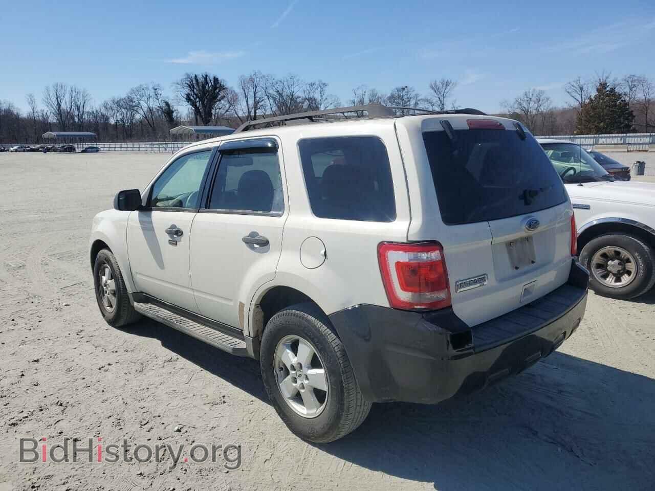 2010 FORD ESCAPE - VIN: 1FMCU0D73AKB01642 - Фото 2