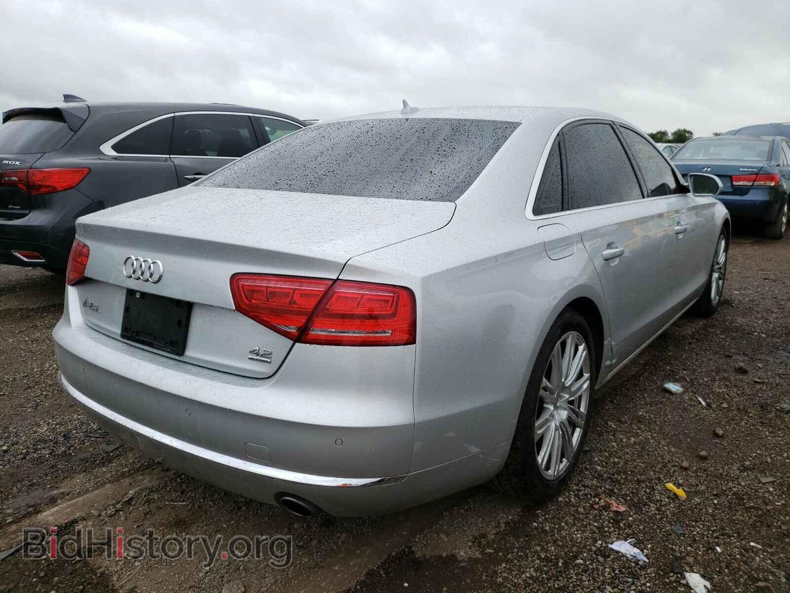 2011 AUDI A8 - VIN: WAURVAFD3BN011022 - Фото 4