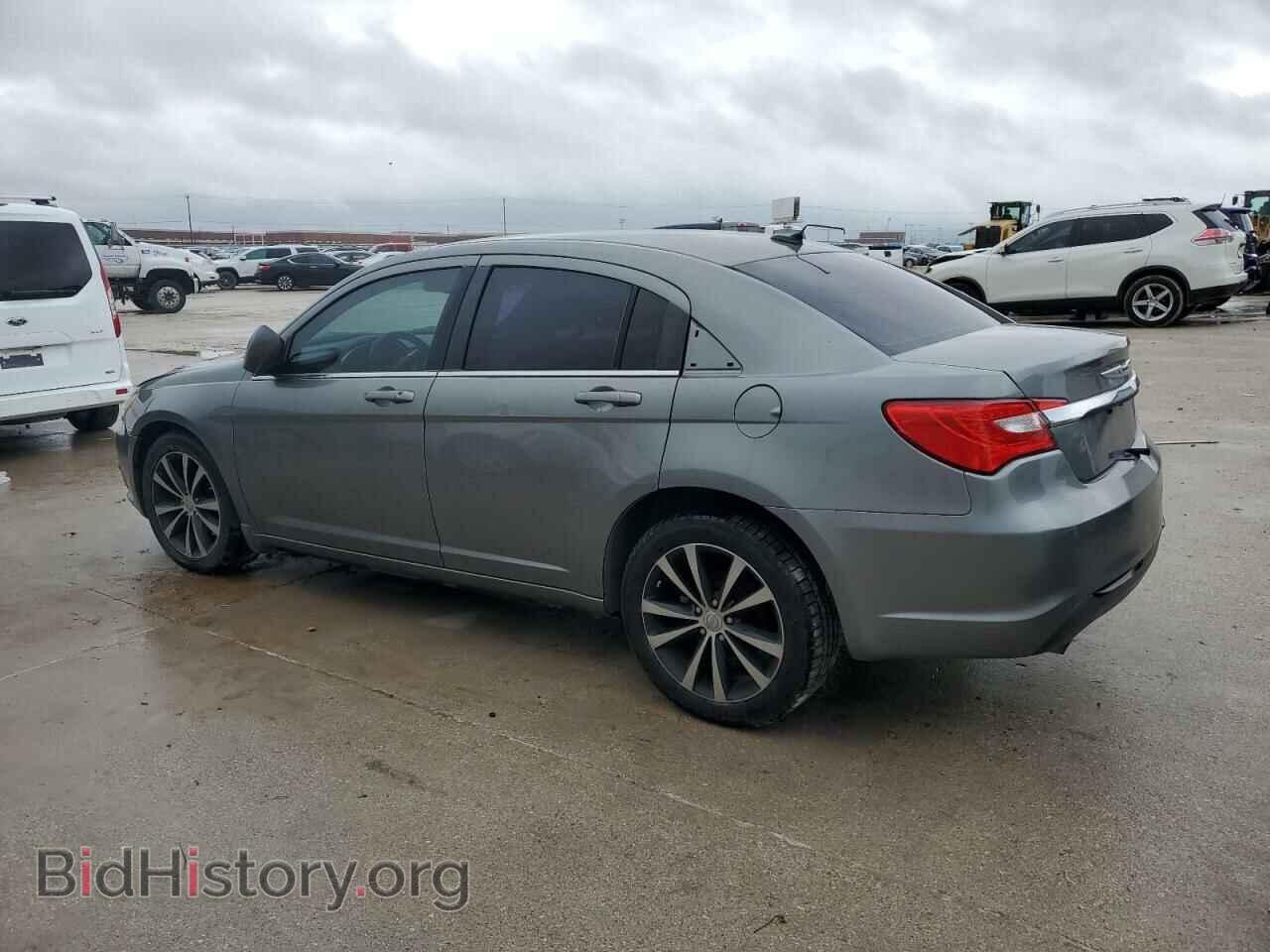 2012 CHRYSLER 200 - VIN: 1C3CCBHG6CN234074 - Фото 2