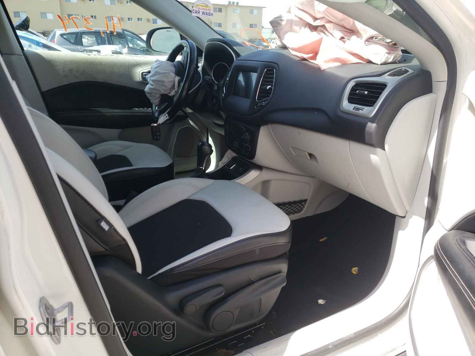 2019 JEEP COMPASS - VIN: 3C4NJCBB8KT843856 - Фото 5