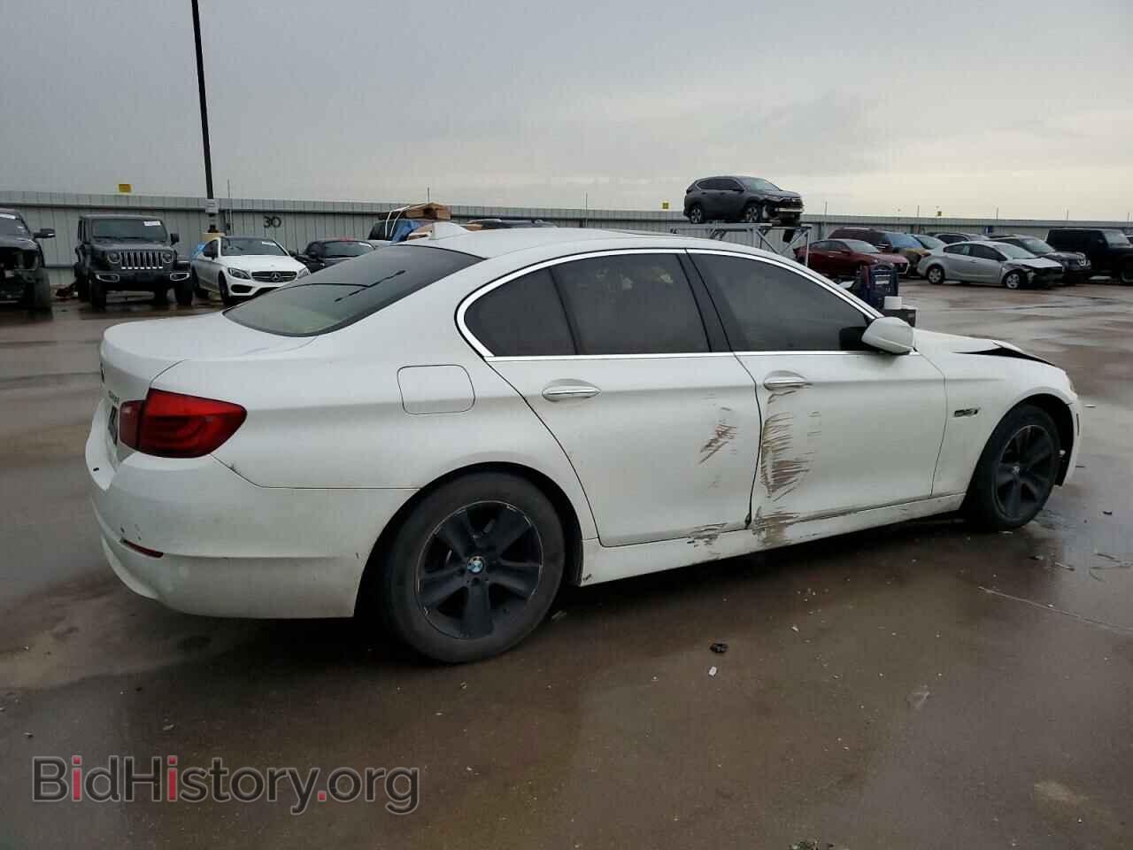 2011 BMW 5 SERIES - VIN: WBAFR1C57BC736607 - Фото 3