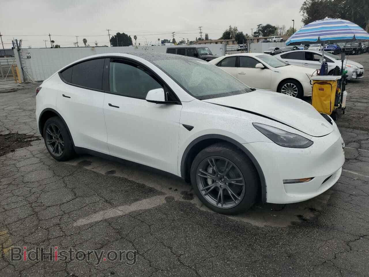 2024 TESLA MODEL Y - VIN: 7SAYGDEE0RF165672 - Photo 4