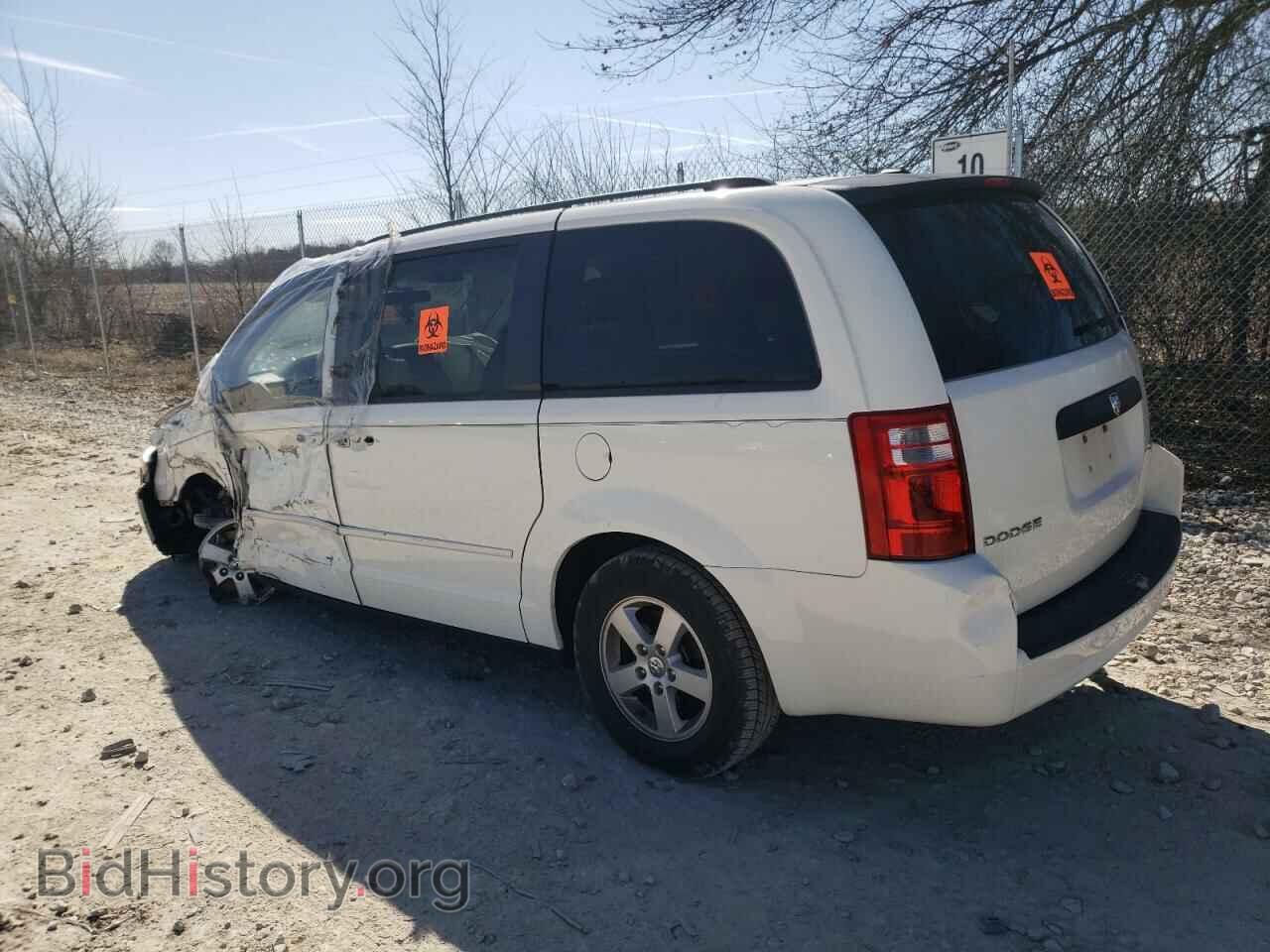 2010 DODGE CARAVAN - VIN: 2D4RN3D18AR498813 - Photo 2