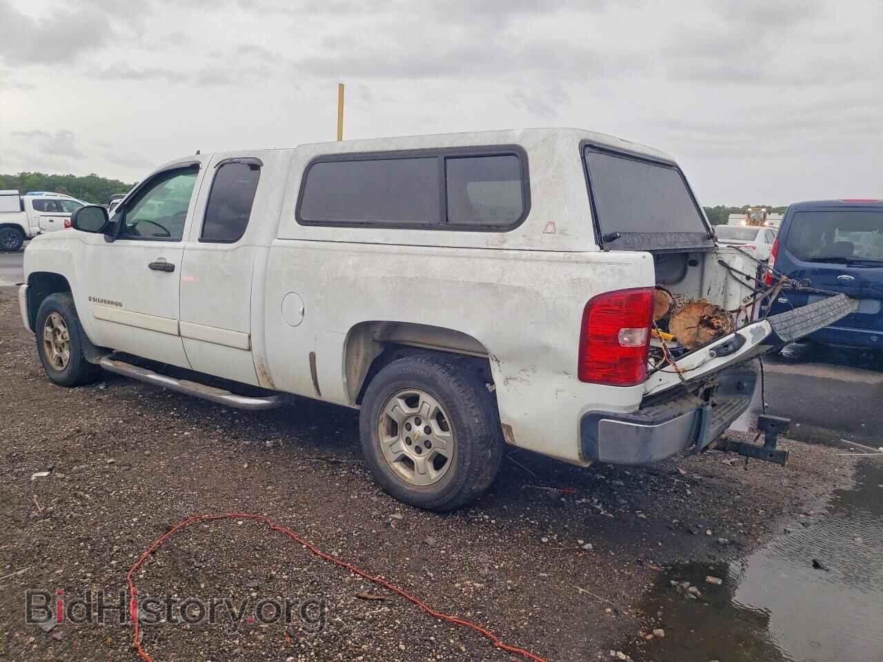 2007 CHEVROLET SILVERADO - VIN: 2GCEC190771683593 - Фото 2