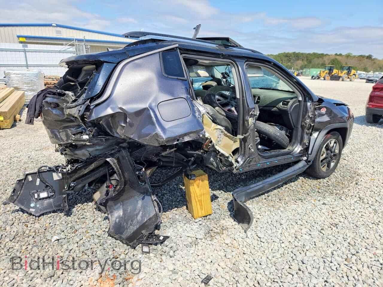 2017 JEEP COMPASS - VIN: 3C4NJDDB0HT607245 - Фото 3