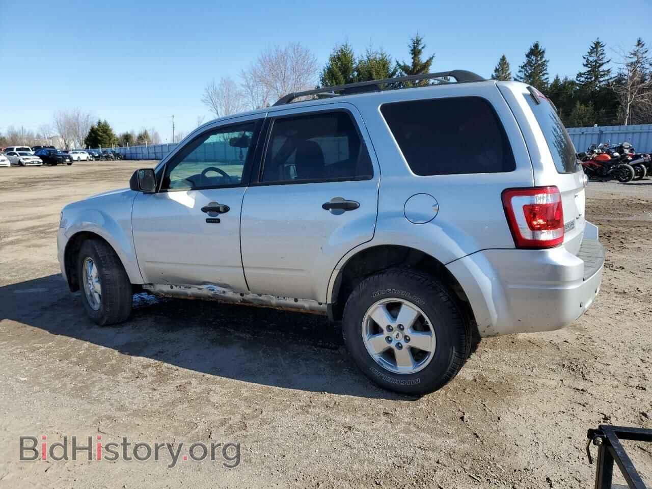2011 FORD ESCAPE - VIN: 1FMCU0D73BKB55380 - Фото 2