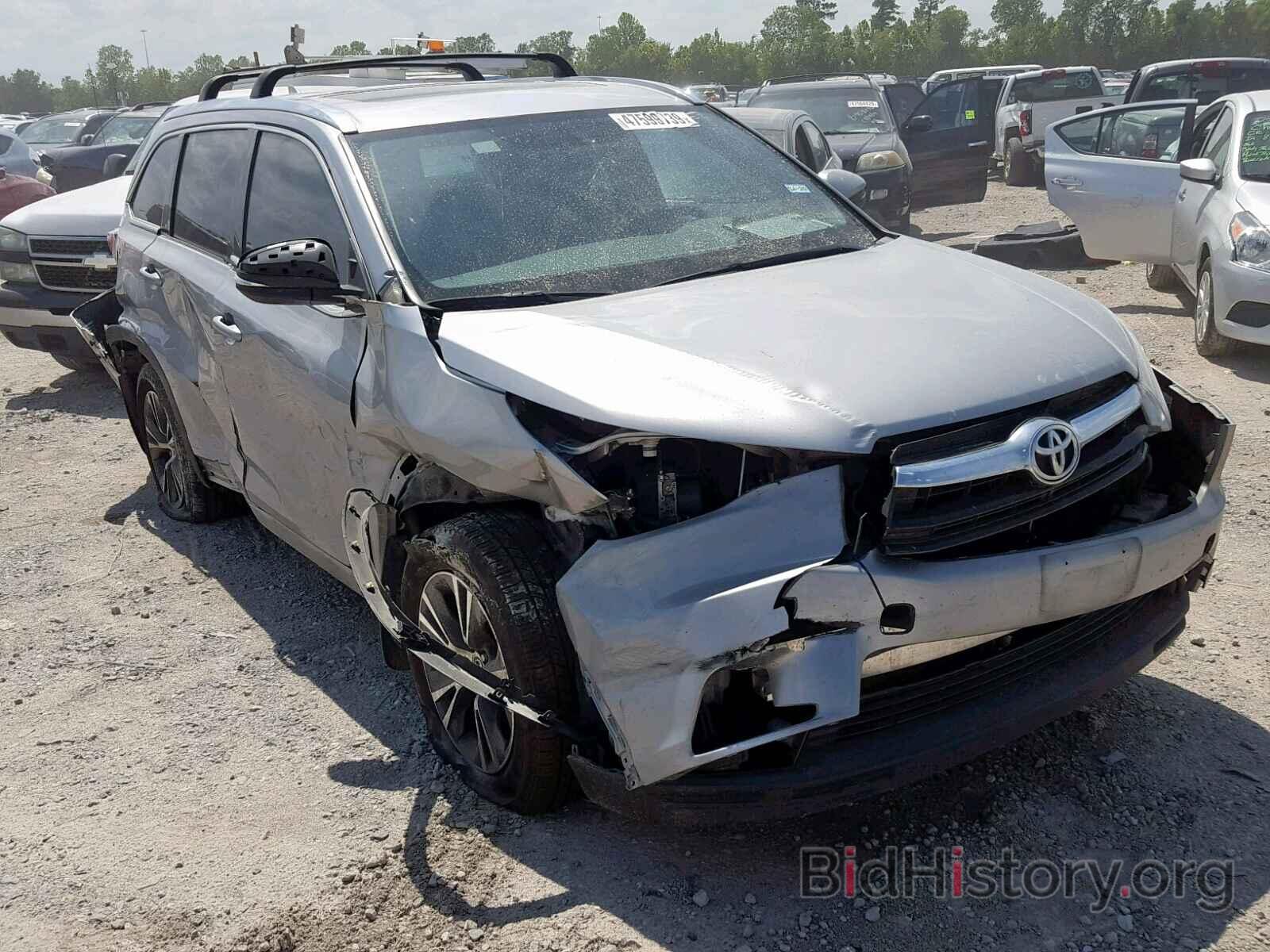 Фотография 5TDKKRFH9GS138941 - TOYOTA HIGHLANDER 2016