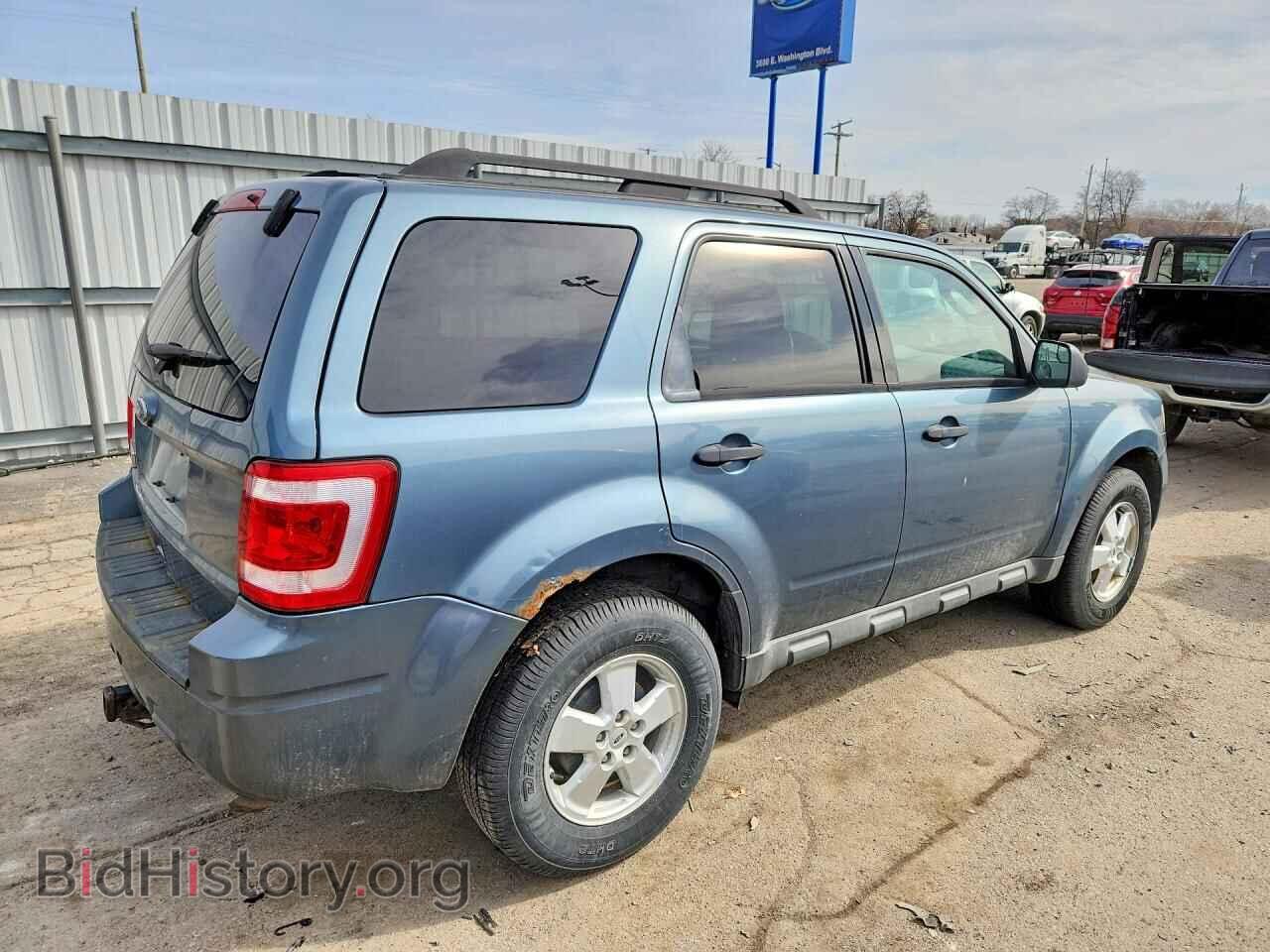 2010 FORD ESCAPE - VIN: 1FMCU9D75AKC22693 - Фото 3