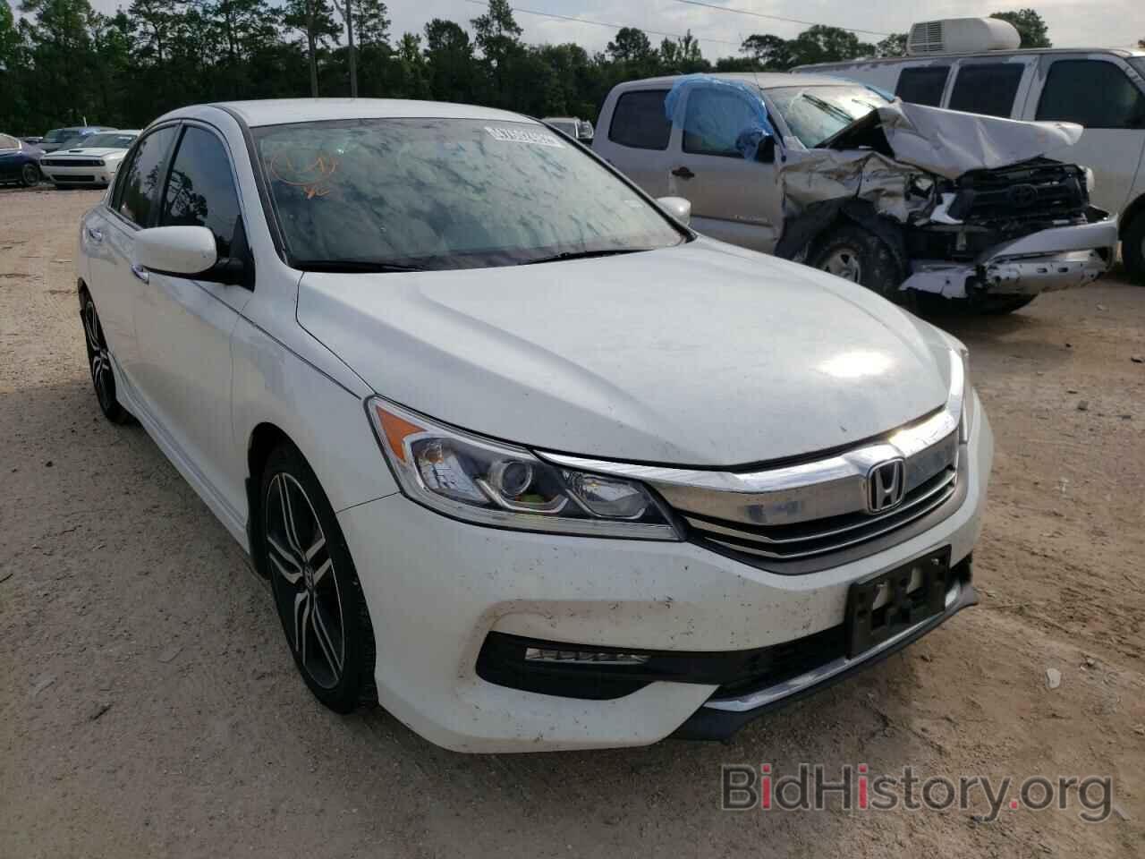 Photo 1HGCR2F13HA090122 - HONDA ACCORD 2017