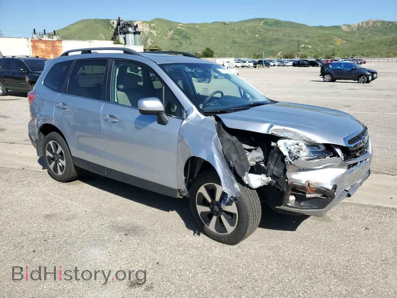 2017 SUBARU FORESTER - VIN: JF2SJARC2HH509675 - Фото 4