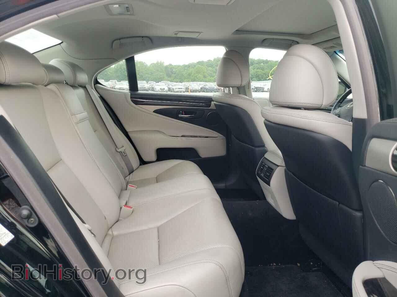 2016 LEXUS LS460 - VIN: JTHBL5EF0G5139633 - Photo 6