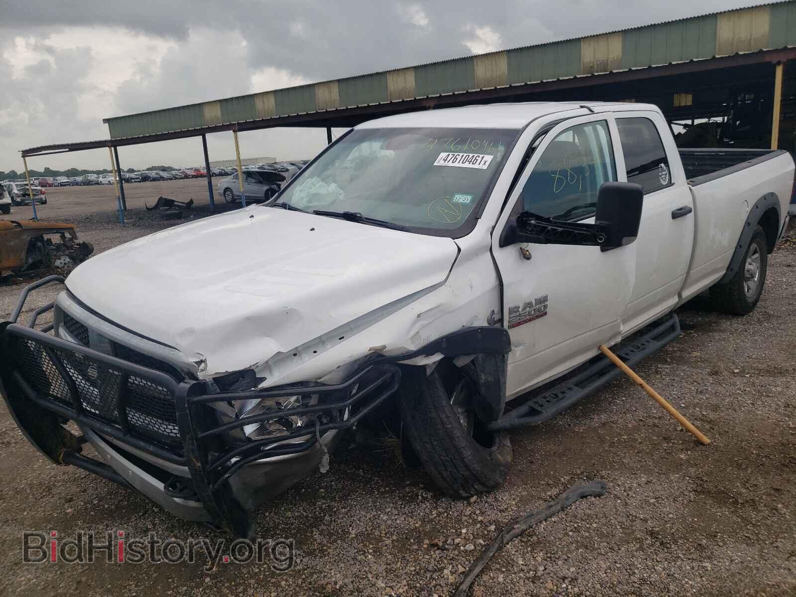 2017 RAM 2500 - VIN: 3C6UR4HL1HG567958 - Photo 2